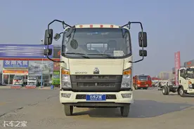 自重2.2吨以下，售价只要7、8万，重汽豪沃追梦版小卡详解图片