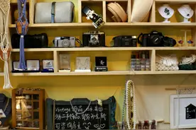 钟楼旁新晋潮店集合地！洛丽塔屋、海淘手办...全都有图片