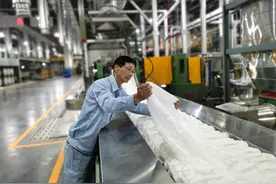 两项全球“第一”！仪征化纤原生涤纶中空领跑行业图片