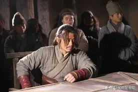 他虽只排53位，但影响着梁山生死兴亡，宋江决定招安与他有关图片