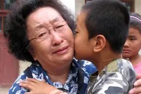 照顾瘫痪丈夫8年不接戏，67岁二婚嫁“姐夫”，彭玉获儿女力挺图片