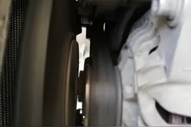 最近车友反应冷车启动吱吱响，声音刺耳，热车后故障消失！咋回事图片