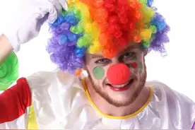 假发大作战图片