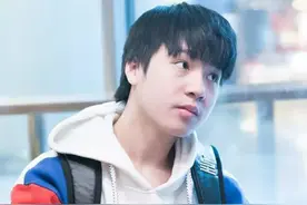 lol 海南电竞的骄傲——Letme、严君泽图片