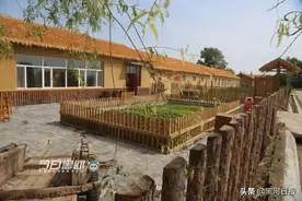 爱辉区外三道沟的“茅草屋”建好了，太有特色！下周试运营，快去玩~图片