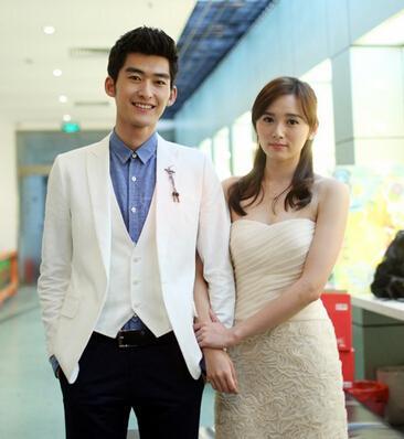 "三学博士"江铠同:接连三人还能全身而退,只因李湘是她干妈