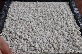 做疙瘩汤用筷子搅多麻烦，教你简单方法，2分钟做出8000个图片