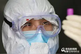 青岛摄影师镜头里的抗疫战士：他们的眼神振奋人心图片