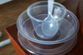 投资失败：418万投入注塑工厂，累得半死，结果还是倒闭退出图片