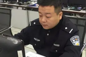 90后民警累倒战“疫”一线 2天后带着被褥再上岗视频封面
