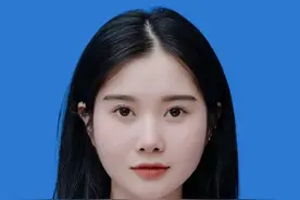 越南又一证件照美女走红网络，长相清秀可人，邻家妹妹既视感图片