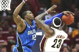 GIF:感受一下魔术时期霍华德攻防两端恐怖的统治力图片