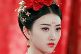 景甜‘人间富贵蛙’？李艺彤女二脸？平脸女孩到底该如何提升美貌图片