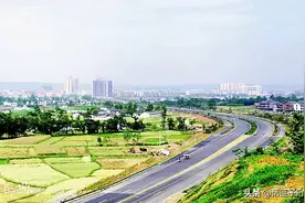 汶川地震中的“最牛校长”走了10年，他的学校怎么样了？图片