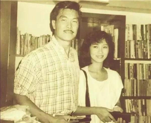 赵雅芝的传奇情史，因私藏情书导致婚姻破裂，再婚后赢得幸福人生