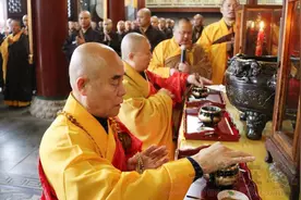 民间传统习俗：烧香为啥烧三根？三根香代表什么？生活处处皆学问图片