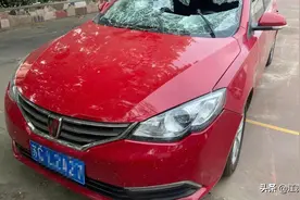 江苏徐州：夫妻闹矛盾 高速上演“速度与激情”？你们这是在玩命！！图片