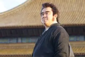 同为六十大寿，三大巨星成龙、曾志伟与周润发相差不是一点点图片