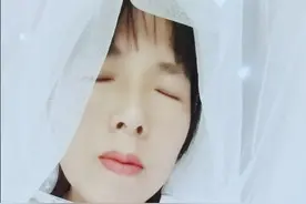 华为nova7一键就能拍出一张美美的照片，好用，美颜软件删了吧图片