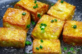 超简单的家常美味营养菜——干煎豆腐，get图片