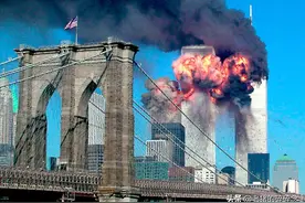 现场老照片出现美国惨烈的911事件，世贸大厦转眼成为一座废墟图片