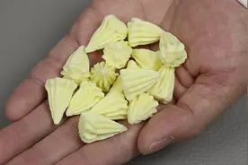 试吃童年的“打虫药”宝塔糖，小时候特别喜欢吃，一口一个视频封面