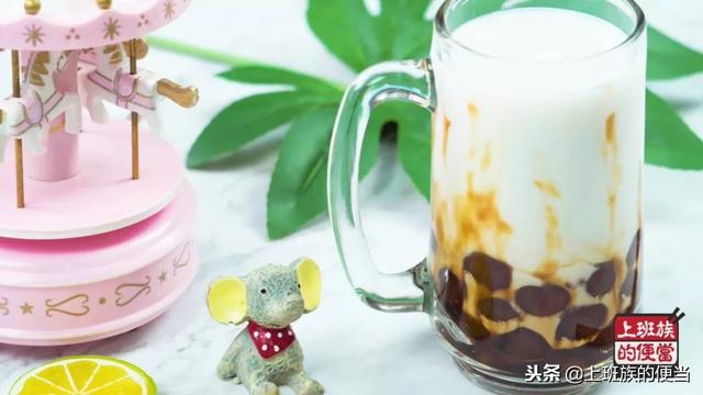想喝珍珠奶茶不用买，自己在家就能做，超正宗详细的方子，先收藏