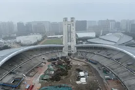 黄龙体育中心改造进行的如何？图片