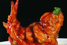 糖醋鱼裹粉炸就错了，教你一招，做出来的糖醋鱼比饭店的还好吃！图片