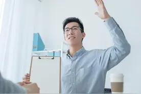 面试官：什么东西越洗越脏，不洗才干净？小伙机智回答被录取图片