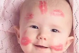 请告诉身边人 : 不要随便亲你的孩子!图片