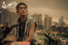 三年前各奔东西的TFBOYS组合，为什么只剩易烊千玺混得最好图片