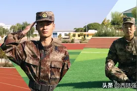 新兵队列中的老兵图片