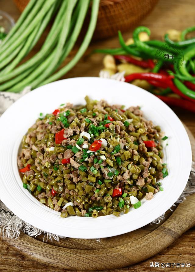泡菜肉末营养丰富，做法简单，开胃下饭的原因原来在这里