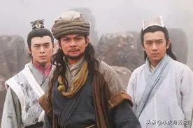 刻意吹捧？萧峰没有很深的内力，为何能够压制段誉和虚竹呢？图片