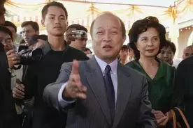 西哈努克的两个儿子：度尽劫波兄弟在，相逢一笑泯恩仇图片