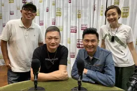 陶大宇上节目难得聚首关礼杰，头发灰白显老，感慨TVB今非昔比图片
