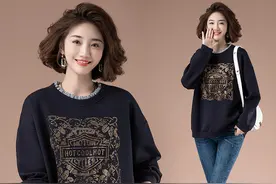 懂搭配的女人眼光就是独到，秋冬专宠：加绒卫衣+九分裤，贼洋气图片