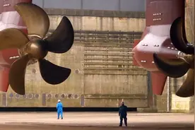 冲破技术封锁，我国造全球最大螺旋桨，福特级航母吨位不再是极限图片