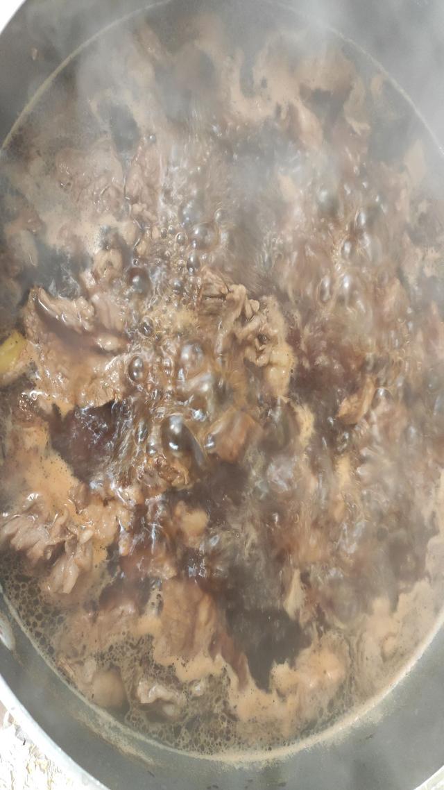 它含有20种氨基酸，多贵都要给孩子常吃，孩子个头高于同龄人