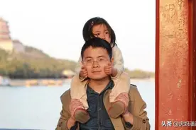 爸爸和女儿关系再亲密，这些“雷区”不要碰，否则就是越界图片