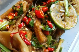 名门泽佳去眼袋有效：柠檬鸭爪（凉拌）的做法图片