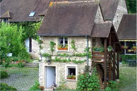 法国吉维尼小镇，这里有一座莫奈花园，诗情画意当如此 ​​​​图片