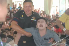 泰国的抽签征兵制度，抽中红签当兵，泰国人为何如此惧怕当兵？图片