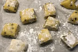 夏天遇到百香果，我一买都是好几斤，做成小吃，软糯有弹性图片