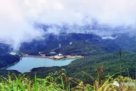 梅沙尖︱越梅沙尖→赏马峦瀑布图片