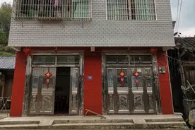 晒晒农村婆家的自建房，楼梯真是太特别了，你们肯定都没见过图片