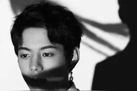 群众的眼睛就是雪亮的，丁真不愧是万千网友评选出来的男人图片