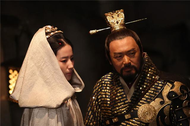 周润发辞演，编剧退出，梁朝伟“二进宫”，这部三国大片命途多舛