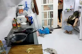 路人视角一姐生图，腐团儿长腿缩水，蔡萝莉颜值拉夸，呆萌最真实图片